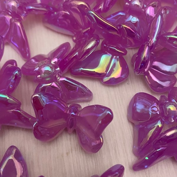 画像2: UVカラーチェンジ縦穴蝶々ビーズ　5個 (2)