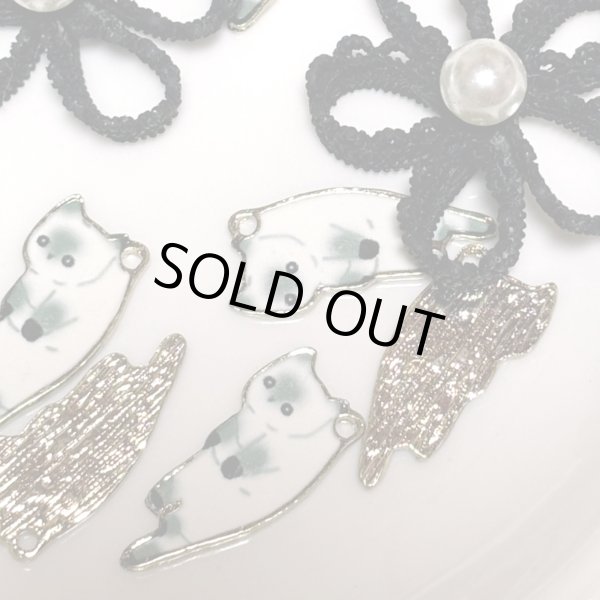 画像2: メタルぶら下げ猫チャーム 5個 (2)