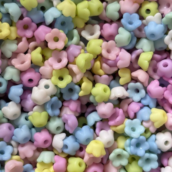 画像1: ミニミニすずらんアクリルビーズ6mm (1)