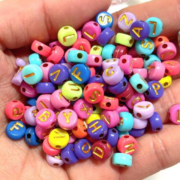 画像1: 刻印ビーズ　金字アルファベットカラフルmix　量り売り40g (1)