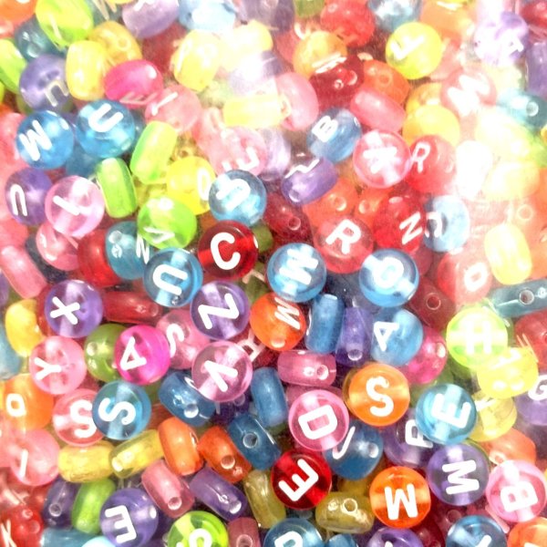 画像1: 刻印ビーズ　アルファベットカラフルクリアmix　量り売り40g (1)